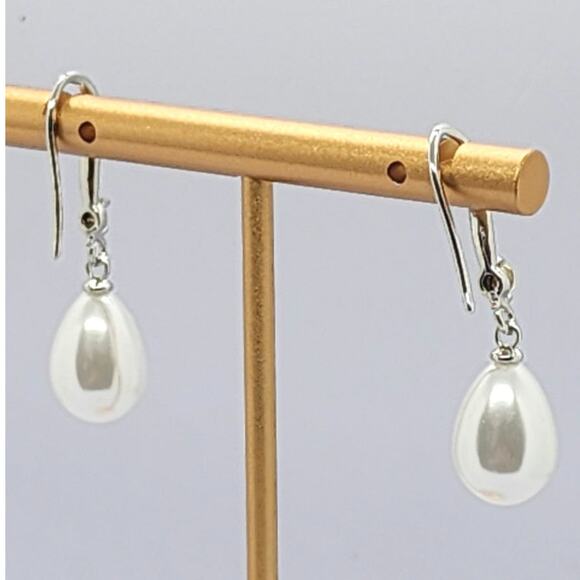 Delicate Faux Pearl and Rhinestone Drop Earrings Silver Tone Metal - Picture 3 of 4